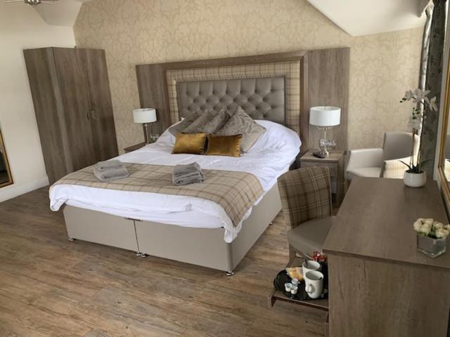 The Stair Arms Hotel Pathhead Bagian luar foto